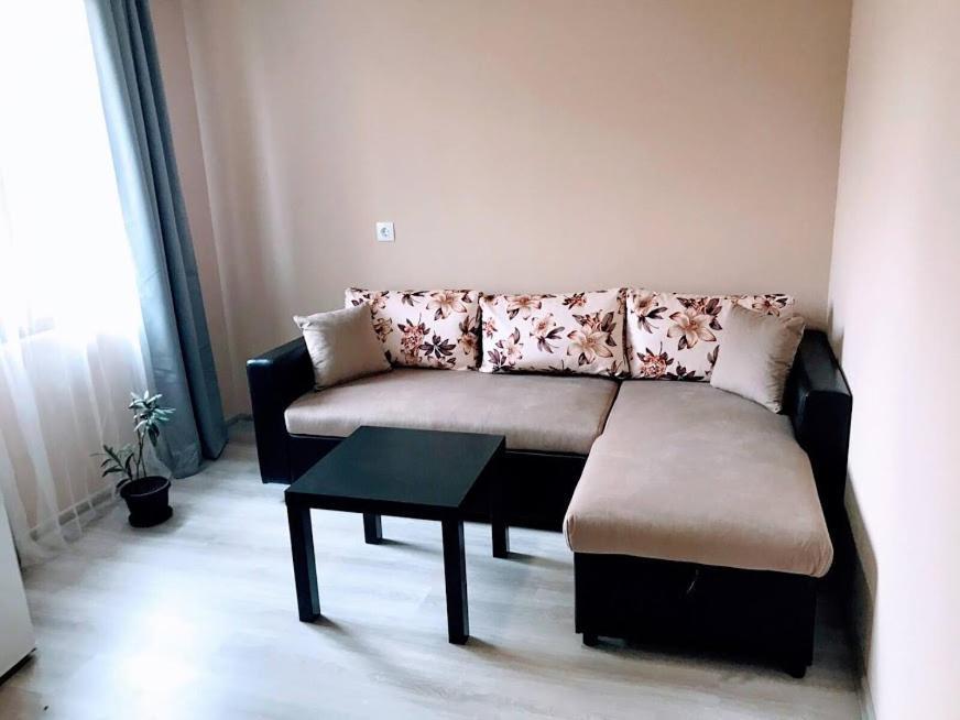 Къщи За Гости Михайлови Saparewa Banja Exterior foto