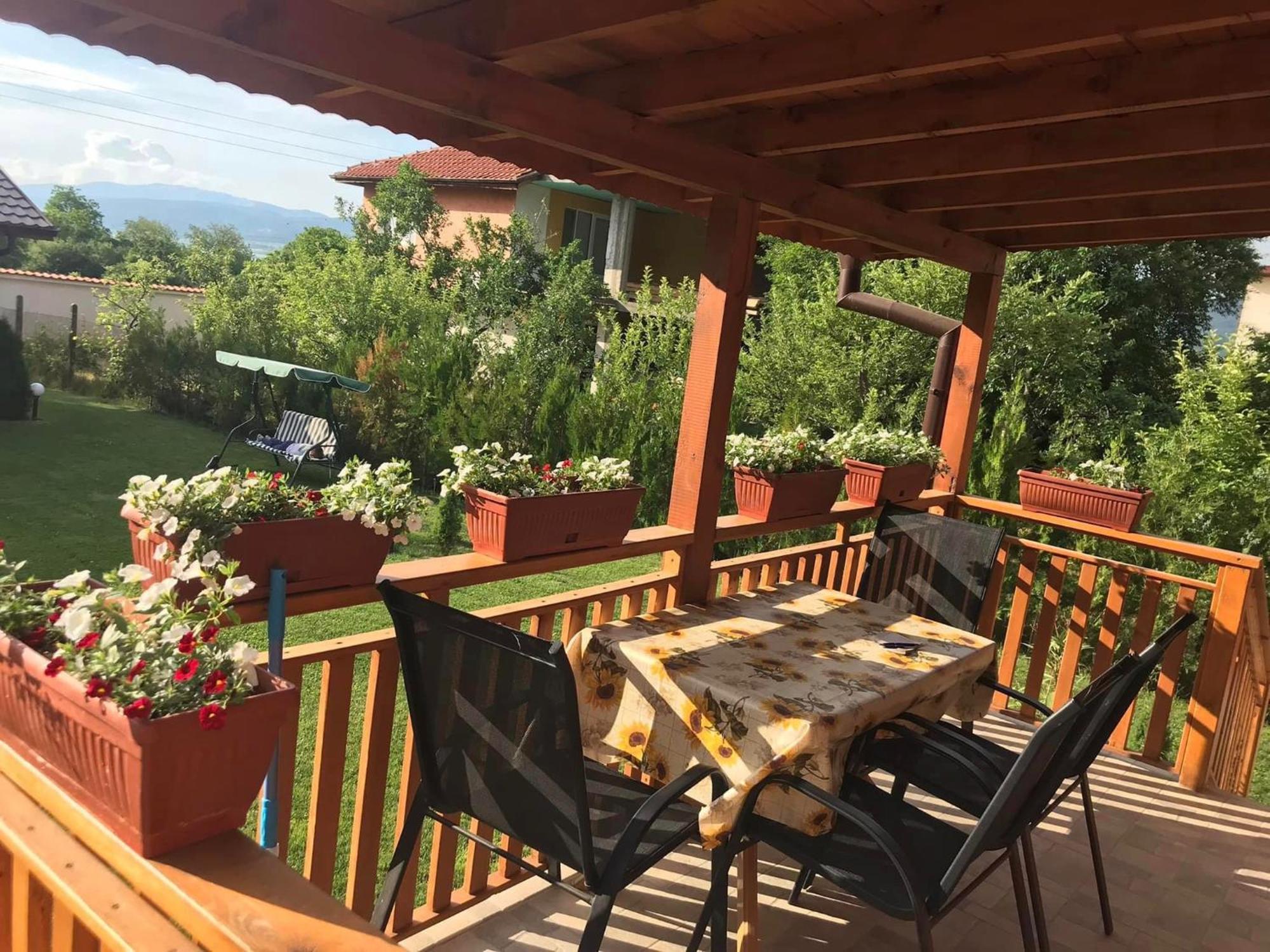 Къщи За Гости Михайлови Saparewa Banja Exterior foto
